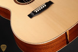 Jeff Jewitt 000-14 – Engelmann Spruce & Sinker Mahogany