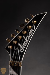 Jackson MJ Series Rhoads RR24MG electric guitar Black with Yellow Pinstripes