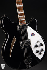 Rickenbacker 360 – Jet Glo Electric Guitar
