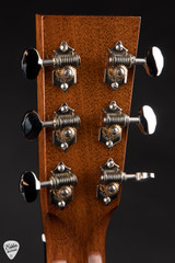 Collings OM1A Cutaway – Baked Sitka Spruce & Honduran Mahogany Acoustic Guitar