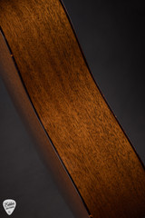 Collings D1A Hill Country Sunburst – Adirondack Spruce & Honduran Mahogany Acoustic Guitar