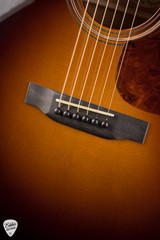 Collings D1A Hill Country Sunburst – Adirondack Spruce & Honduran Mahogany Acoustic Guitar