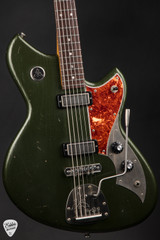Novo Serus J Baritone Electric Guitar in Cadillac Green