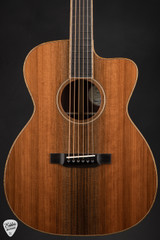 Bourgeois OMC Custom – Sinker Redwood & Cocobolo Acoustic Guitar