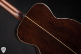 Bourgeois Touchstone Signature OM – Torrefied Sitka Spruce & Madagascar Rosewood Acoustic Guitar