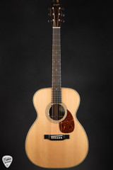 Bourgeois Touchstone Vintage OM – Sitka Spruce & Indian Rosewood – LR Baggs Anthem Acoustic Guitar