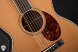 Huss & Dalton 000-SP – Western Red Cedar & Figured Claro Walnut Acoustic Guitar