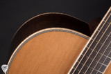 Huss & Dalton 000-SP – Western Red Cedar & Figured Claro Walnut Acoustic Guitar