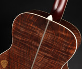 Santa Cruz OM Grand - Sitka Spruce & Walnut