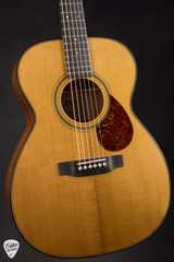 Gallagher Bluegrass Bell Grand Auditorium Torrefied Adirondack Spruce and Mahogany Acoustic Guitar