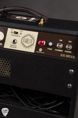 Magnatone Starlight Reverb 1×8 Combo amplifier in Black