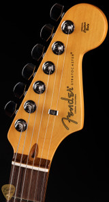2024 - Fender Limited Edition American Professional II Stratocaster Thinline - Transparent Shell Pink