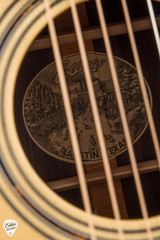 Collings OM2A Hill Country – Adirondack Spruce & Indian Rosewood Acoustic Guitar