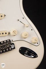 Fender Limited Edition American Vintage II 1973 Stratocaster Electric Guitar in Olympic White