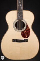 Huss & Dalton Traditional OM Custom – Bearclaw Italian Spruce & Madagascar Rosewood Acoustic Guitar