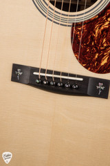 Huss & Dalton Traditional OM Custom – Bearclaw Italian Spruce & Madagascar Rosewood Acoustic Guitar