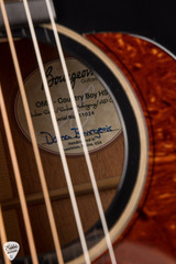 Bourgeois OMS Country Boy Black Top – Sinker Sitka Spruce & Sinker Mahogany Acoustic Guitar