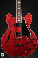 Gibson ES-330 Electric Guitar in Sixties Cherry
