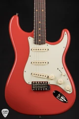 Fender Limited Edition American Vintage II 1961 Stratocaster Fiesta Red