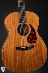 Goodall Grand Concert Acoustic Guitar in Honduran Mahogany