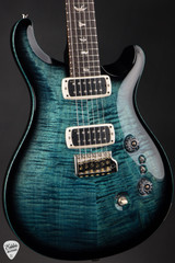 Paul Reed Smith Custom 24 08 electric guitar in Cobalt Smokeburst