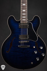 Gibson ES 335 Figured custom color electric guitar in deep ocean burst