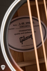 Gibson l 00 special satin acoustic guitar in vintage sunburst