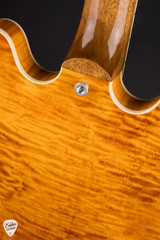 Gibson ES-335 Figured Electric Guitar In Honey Amber