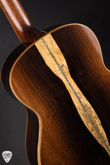 2017 – Bourgeois Small Jumbo Style 42 – Aged Tone Adirondack Spruce & Brazilian Rosewood Acoustic Guitar