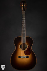 2022 – Bourgeois OM Custom Sunburst – Aged Tone Adirondack Spruce & Brazilian Rosewood Acoustic Guitar