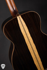 2022 – Bourgeois OM Custom Sunburst – Aged Tone Adirondack Spruce & Brazilian Rosewood Acoustic Guitar