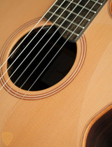 Lowden S25J Nylon Jazz - Western Red Cedar & Indian Rosewood