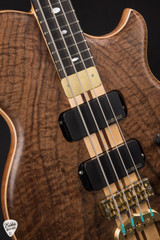 Alembic Crest Walnut & Makore