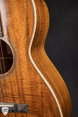 Froggy Bottom P12 Deluxe Acoustic Guitar in Koa