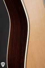 Bourgeois Professional Satin D Vintage Acoustic Guitar with Sitka Spruce and Indian Rosewood