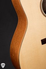 R Robinson Model 24 Acoustic Guitar with Sitka Spruce and Mahogany