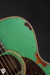 Atkin OM37 Heavy Aged Baked Adirondack Spruce and Indian Rosewood Acoustic Guitar Sherwood Green over Shade Top