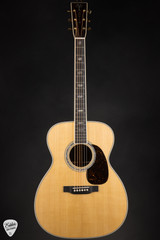 2024 – Martin J-40 Acoustic Guitar with Sitka Spruce & Indian Rosewood