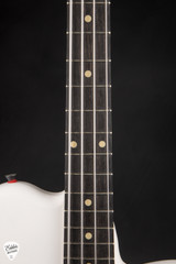2022 - Guttlin Duchess Bass - Artic White Matt