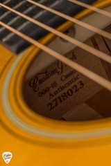 2023 – Martin Custom Shop 000-18 Authentic 1937 Stage 1 Aged Acoustic Guitar with Adirondack Spruce & Honduran Mahogany