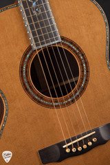 2009 – James Olson SJ Presentation Acoustic Guitar with Western Red Cedar & Brazilian Rosewood