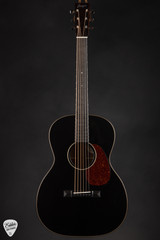 Bourgeois OMS Country Boy Black Top Acoustic Guitar with Sinker Sitka Spruce & Sinker Mahogany