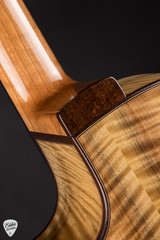 2024 – Gaiero OMC13 – Swiss Spruce & Flamed Oregon Myrtle Acoustic Guitar