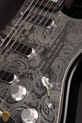 James Trussart Steel O Matic/R. Fortus Style S-Style Paisley Engraved - Black
