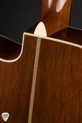 2008 – Martin OMC-28M LJ Lawrence Juber #168 – Adirondack Spruce & Madagascar Rosewood Acoustic Guitar