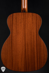 Collings OM1A JL Julian Lage Acoustic Guitar with Adirondack Spruce & Honduran Mahogany
