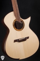 Roggero RGo-M Acoustic Guitar with Italian Spruce & Madagascar Rosewood