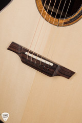 Roggero RGo-M Acoustic Guitar with Italian Spruce & Madagascar Rosewood