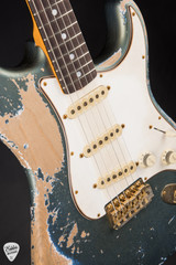 Fender Custom Shop Master Built 1965 Stratocaster Ultra Relic Heavy Aged Lake Placid Blue Electric Guitar