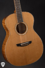 Goodall Grand Concert - Western Red Cedar/Koa
